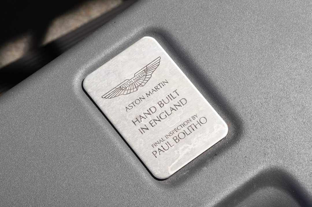 2011 Aston Martin V12 Vantage — photo 29