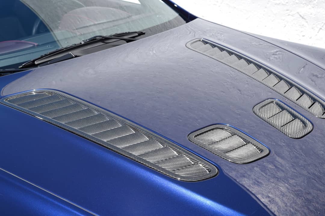 2011 Aston Martin V12 Vantage — photo 30