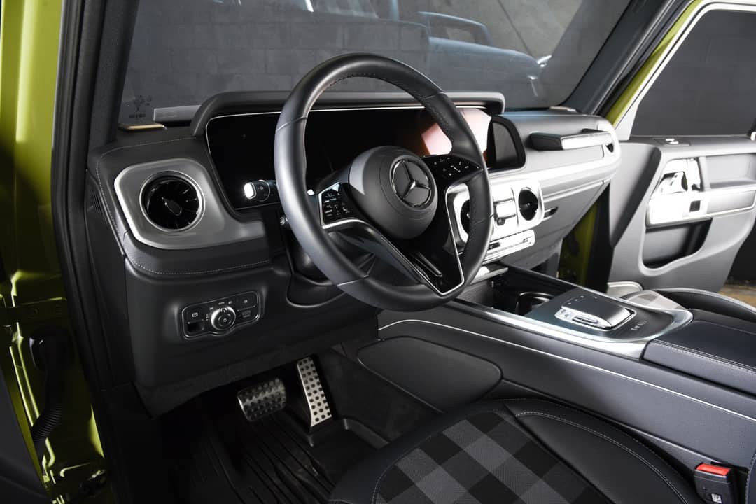 2025 Mercedes-Benz G-Class G 550 — photo 13