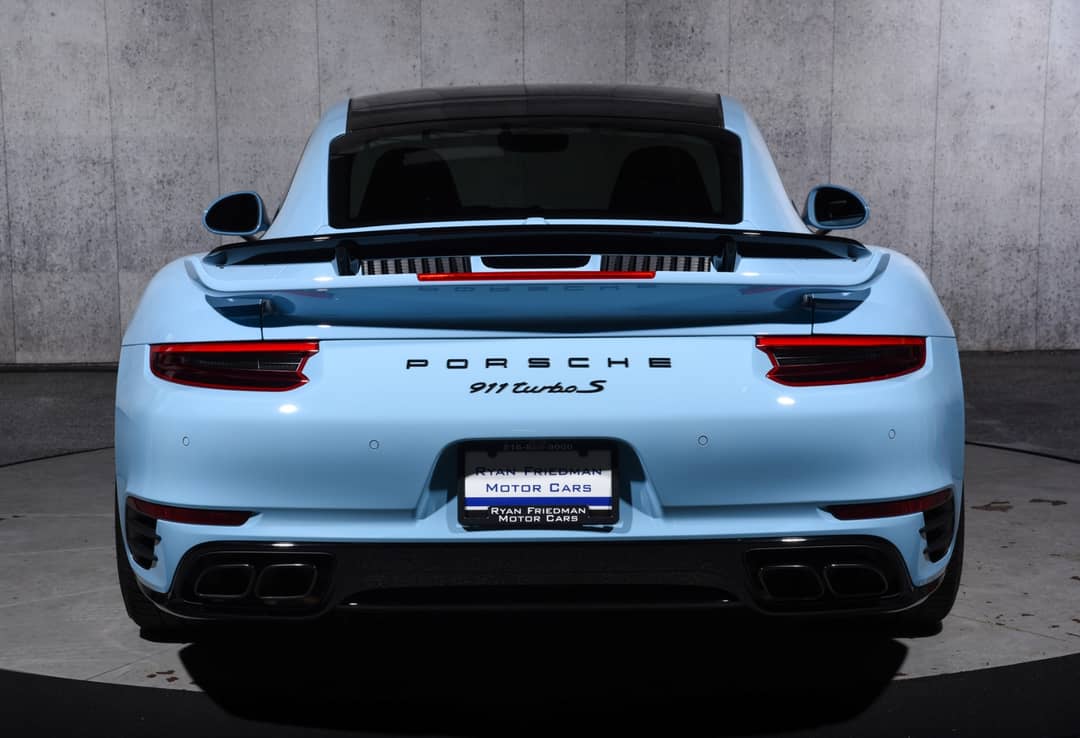 2017 Porsche 911 Turbo S — photo 15