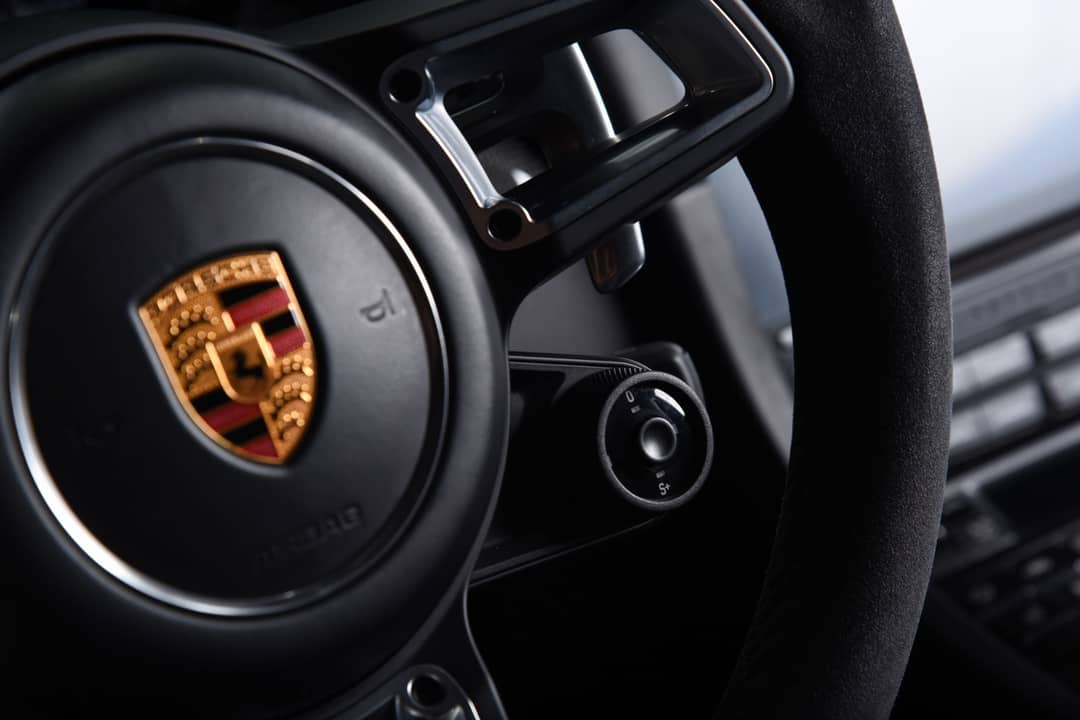 2017 Porsche 911 Turbo S — photo 26