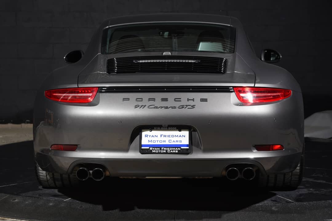 2016 Porsche 911 Carrera GTS — photo 12