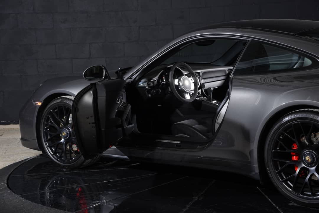 2016 Porsche 911 Carrera GTS — photo 14