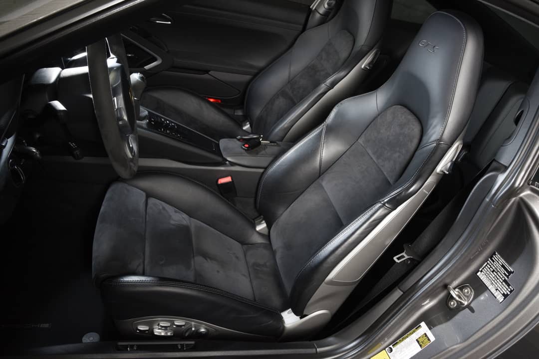 2016 Porsche 911 Carrera GTS — photo 16