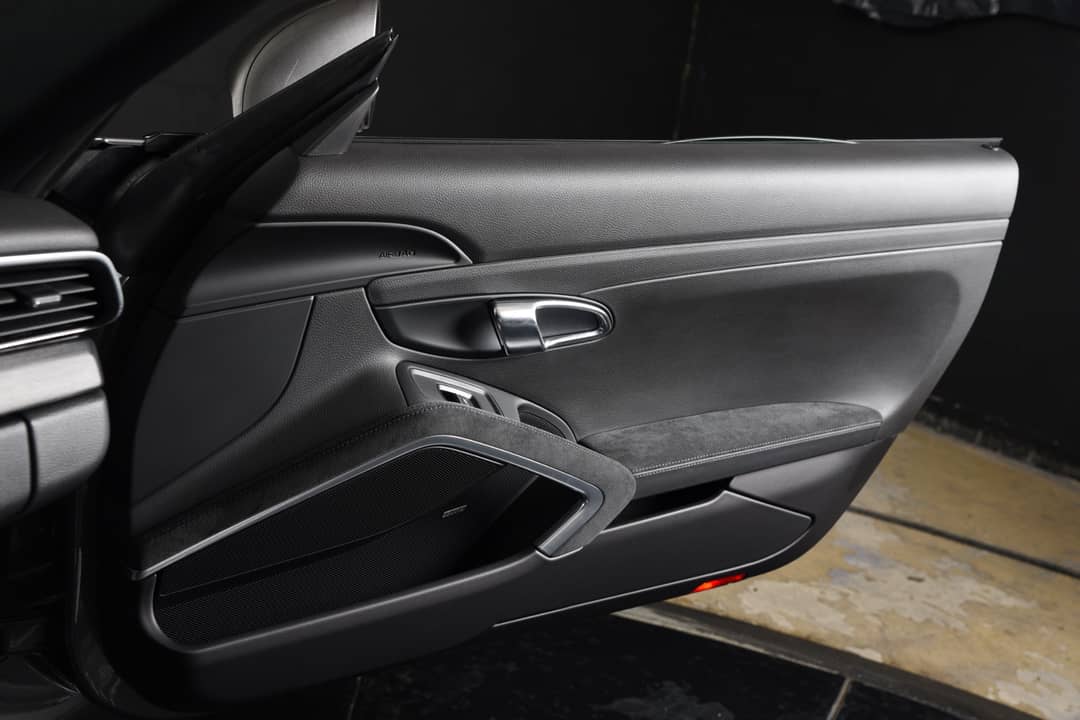 2016 Porsche 911 Carrera GTS — photo 19