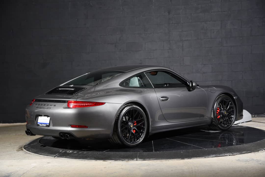 2016 Porsche 911 Carrera GTS — photo 3