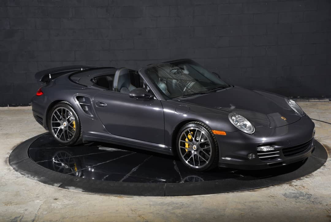 2011 Porsche 911 Turbo S — photo 25