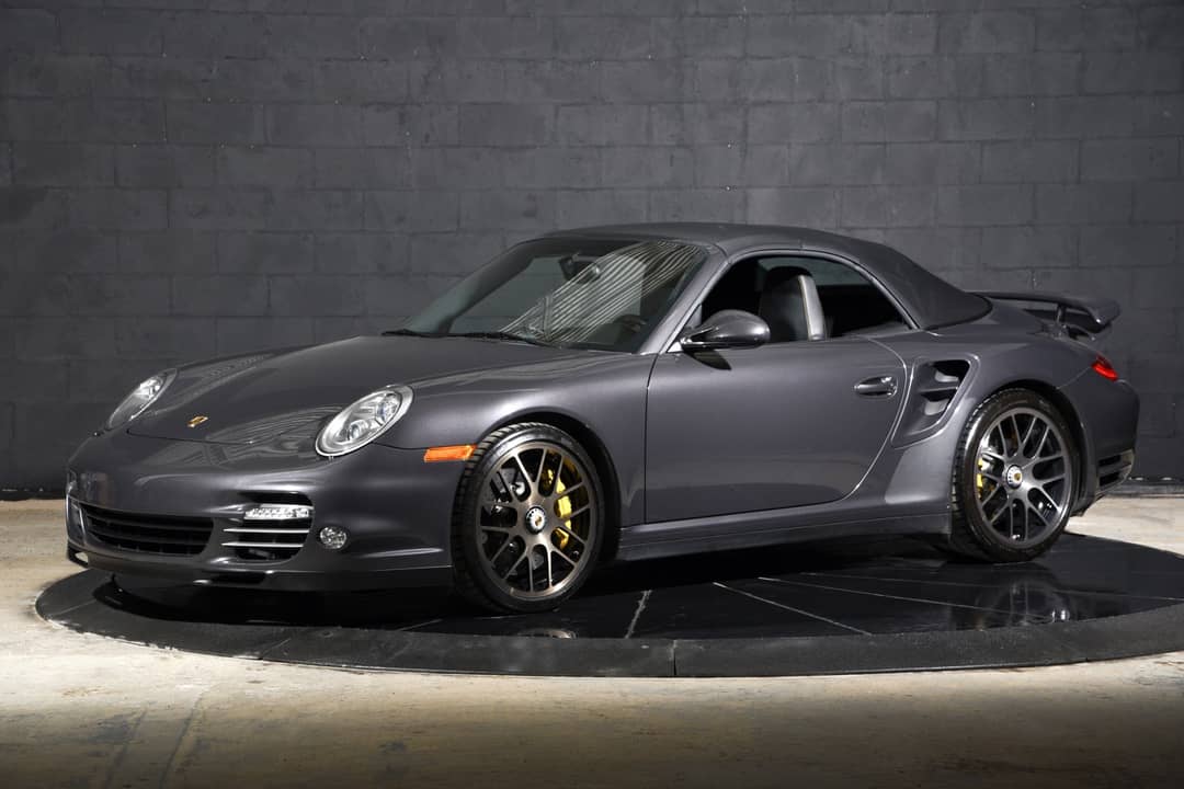 2011 Porsche 911 Turbo S — photo 28