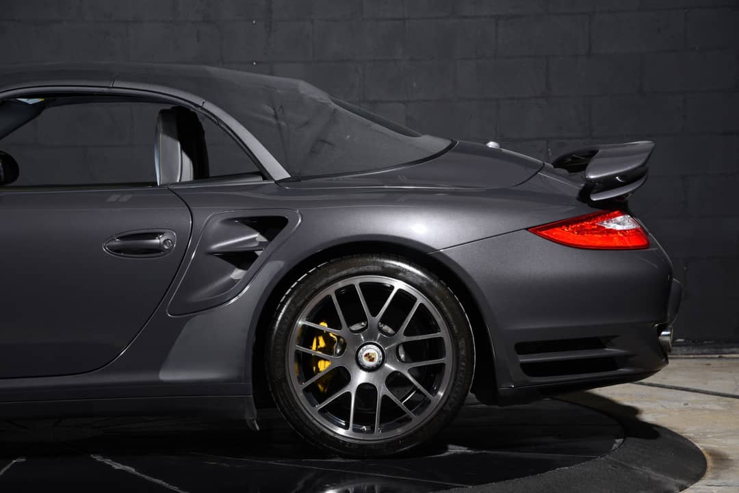 2011 Porsche 911 Turbo S — photo 29