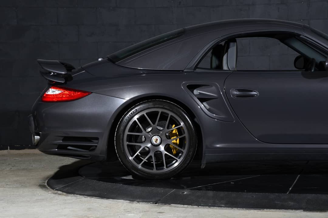 2011 Porsche 911 Turbo S — photo 32