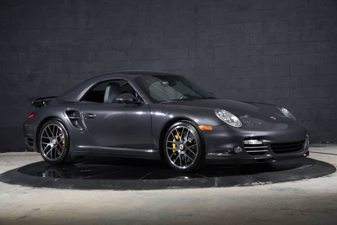 2011 Porsche 911 Turbo S — photo 33