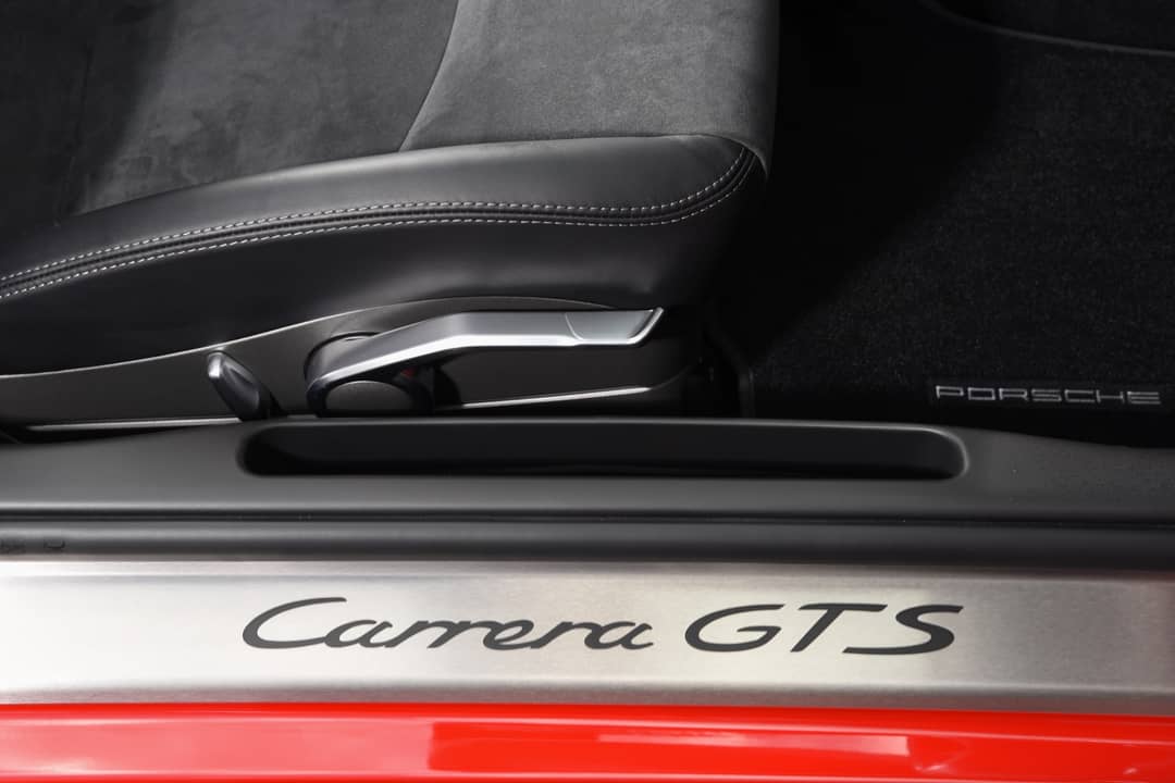 2012 Porsche 911 Carrera GTS — photo 16
