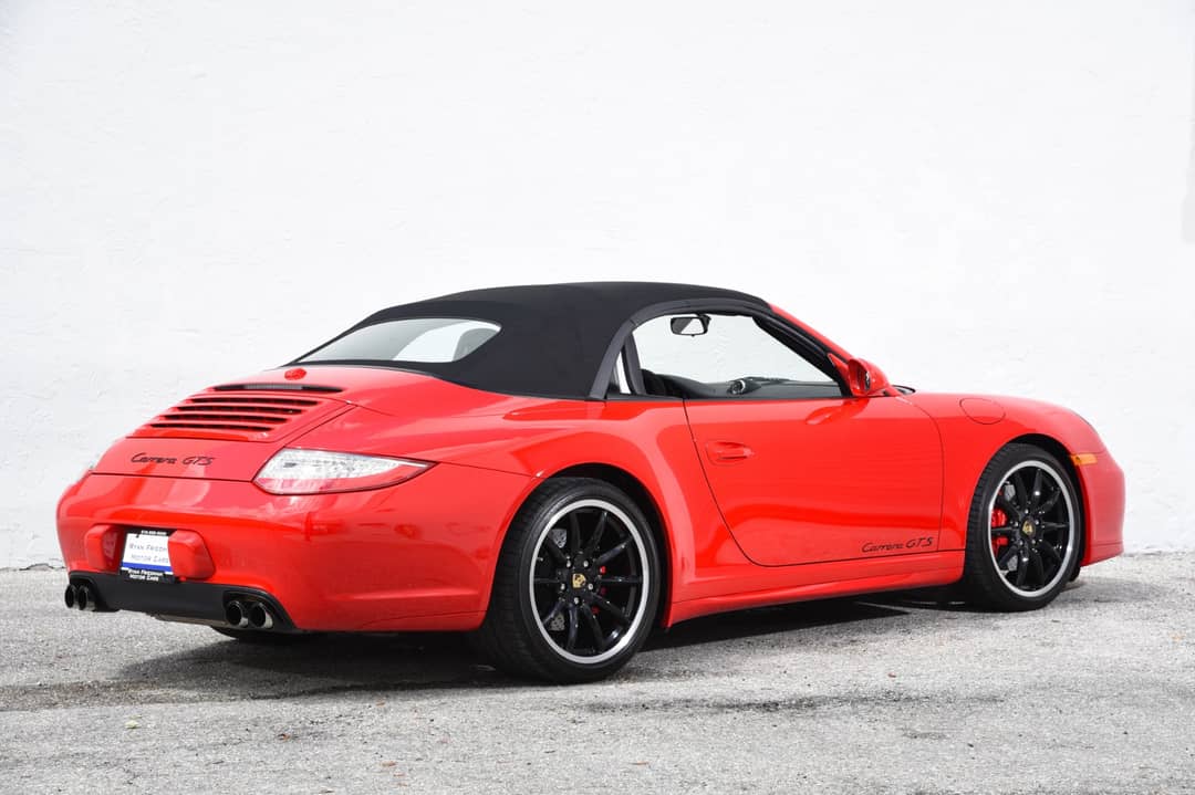 2012 Porsche 911 Carrera GTS — photo 28