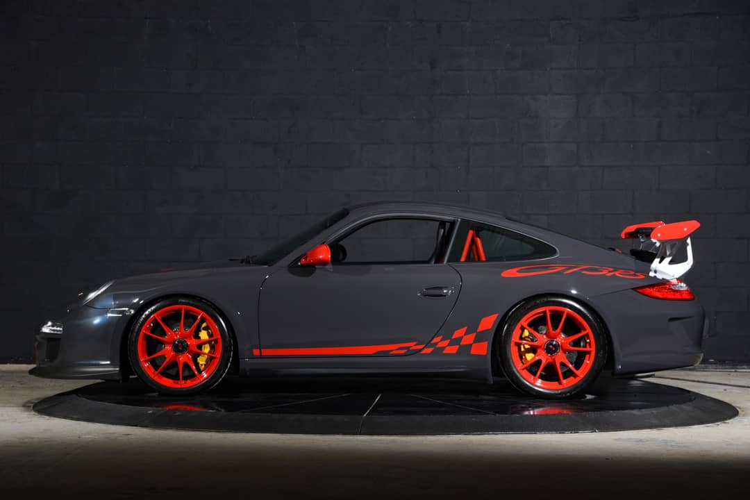 2011 Porsche 911 GT3 RS — photo 28