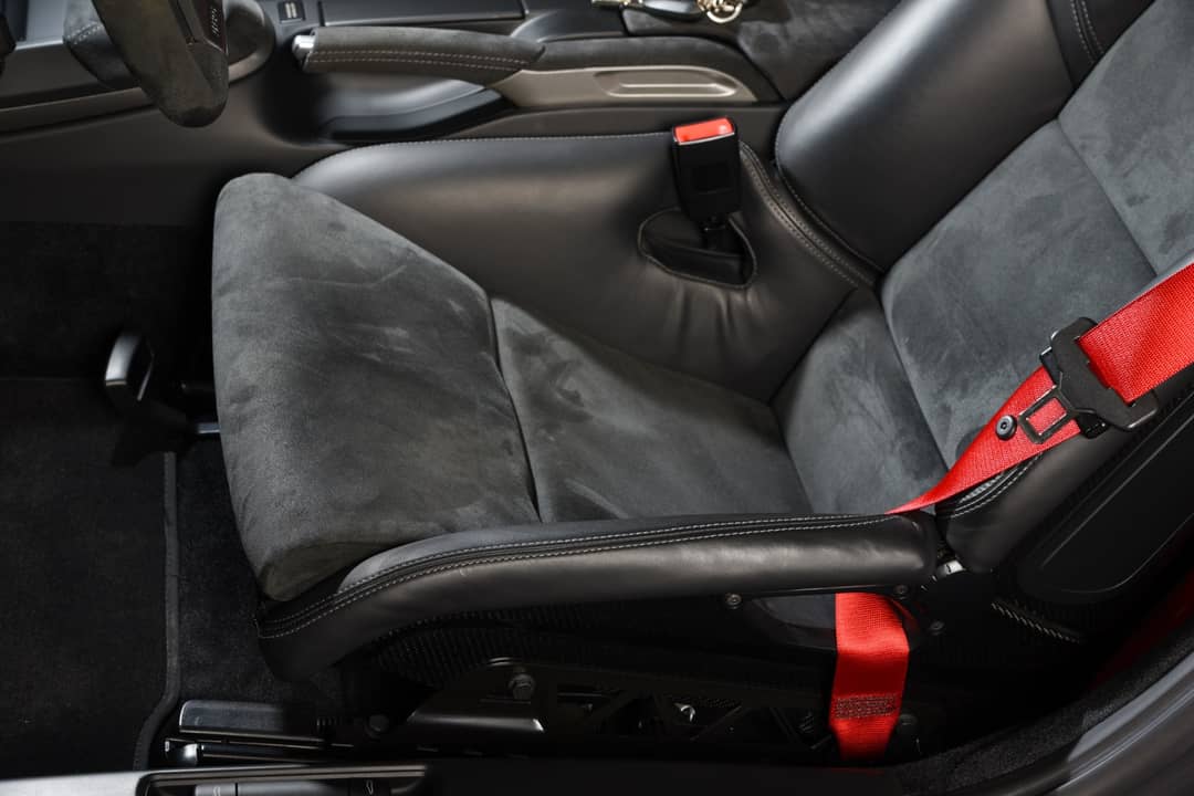 2011 Porsche 911 GT3 RS — photo 40