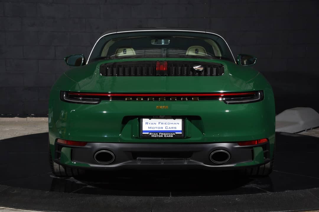 2021 Porsche 911 Targa 4S Heritage Design Edition — photo 12