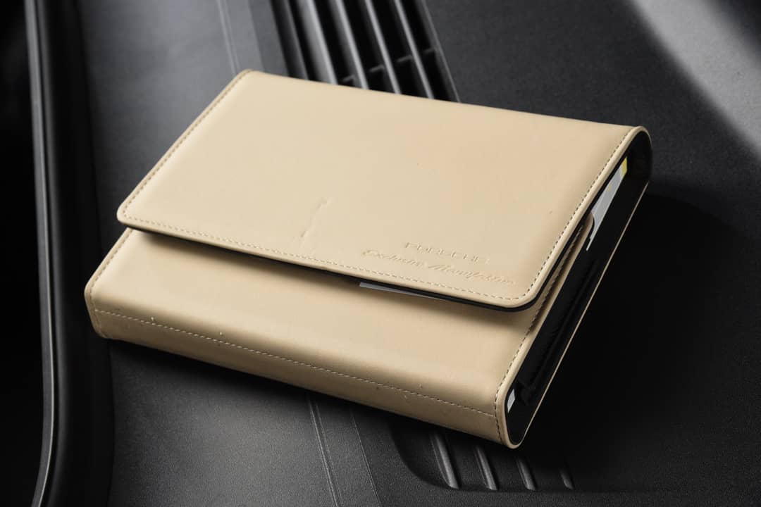 2021 Porsche 911 Targa 4S Heritage Design Edition — photo 28