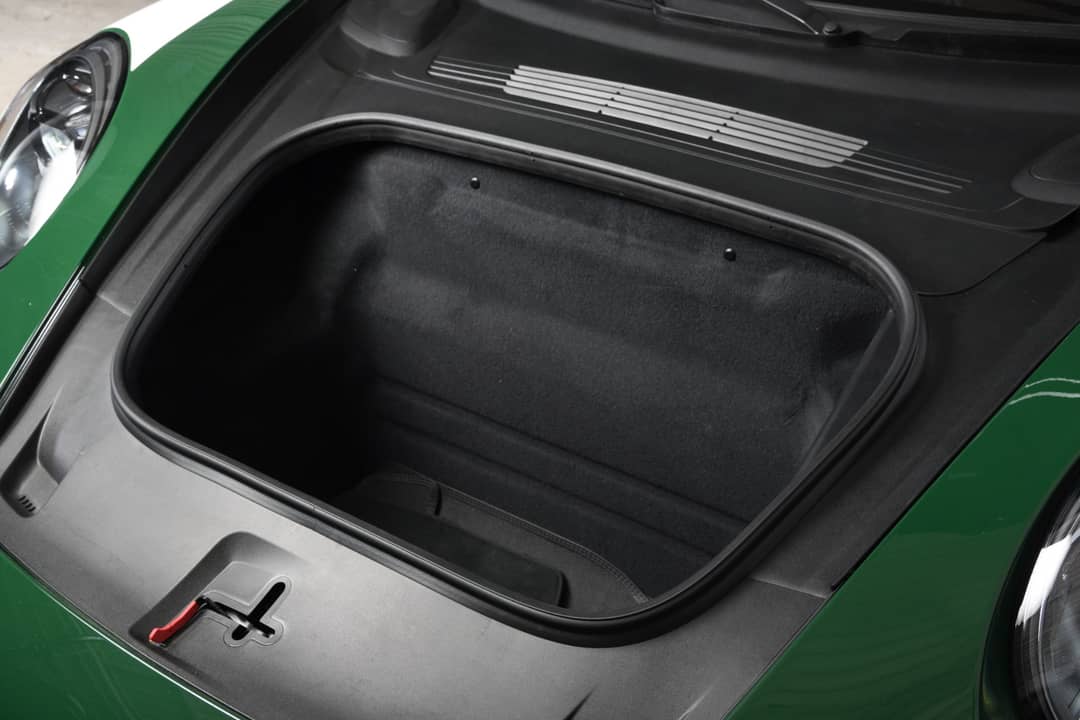 2021 Porsche 911 Targa 4S Heritage Design Edition — photo 29