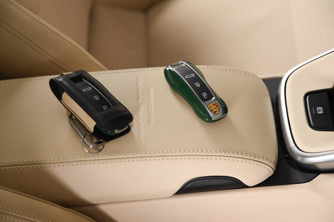 2021 Porsche 911 Targa 4S Heritage Design Edition — photo 32