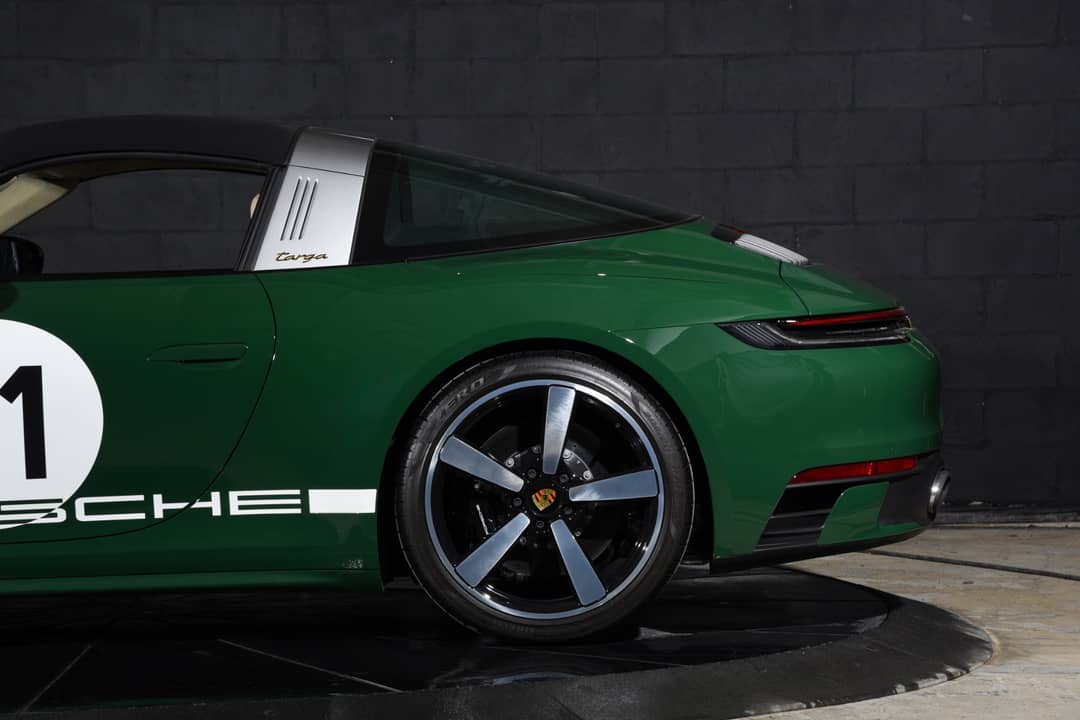 2021 Porsche 911 Targa 4S Heritage Design Edition — photo 38