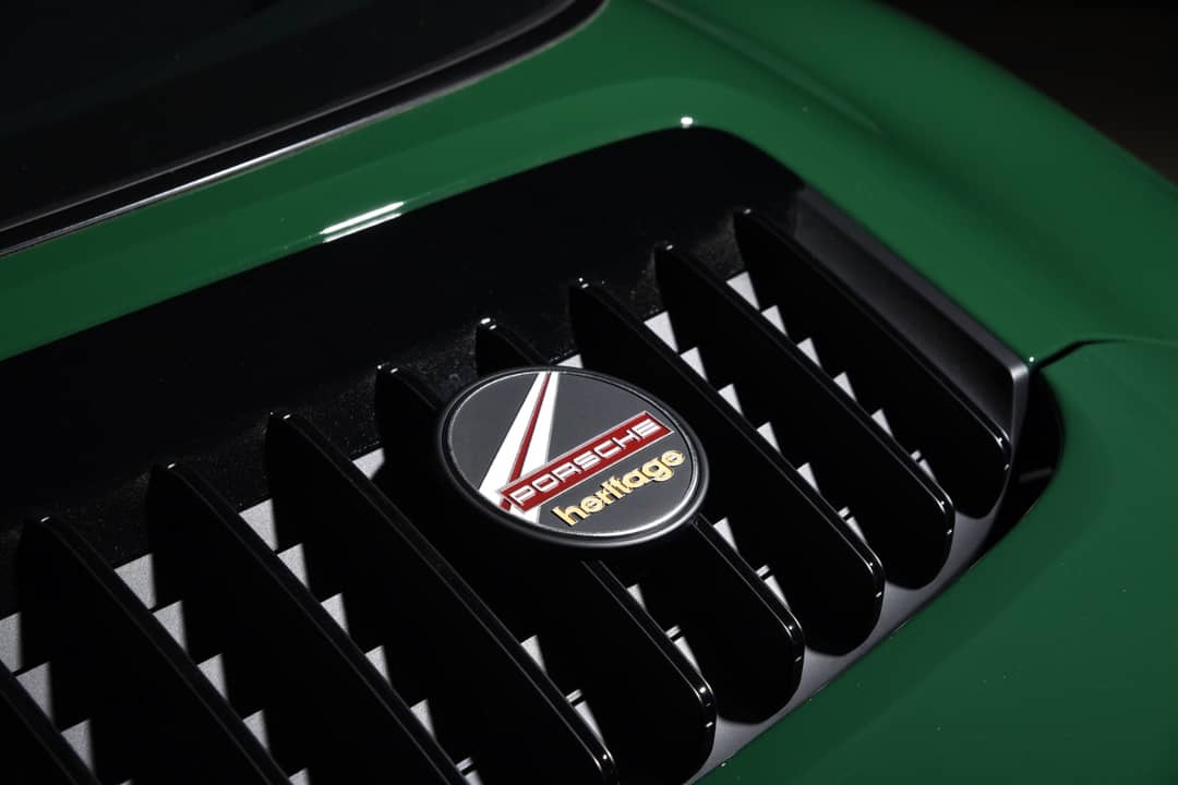 2021 Porsche 911 Targa 4S Heritage Design Edition — photo 8