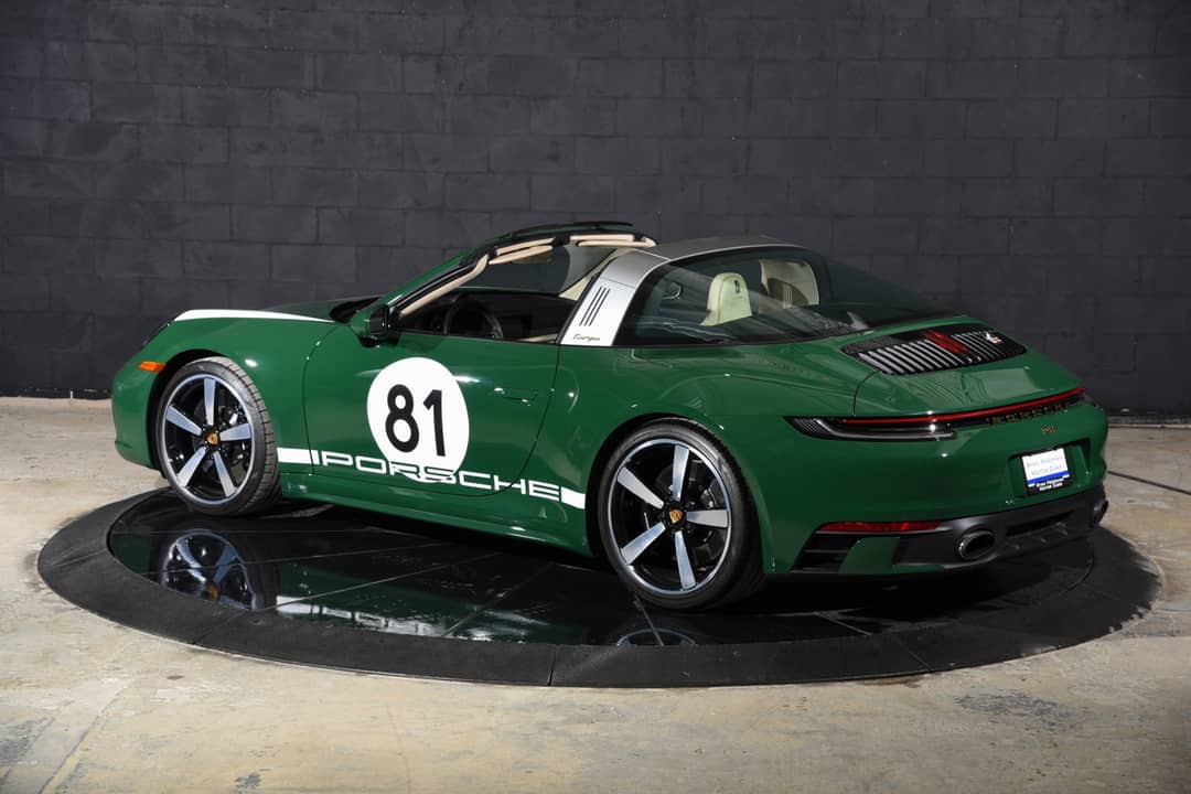 2021 Porsche 911 Targa 4S Heritage Design Edition — photo 10