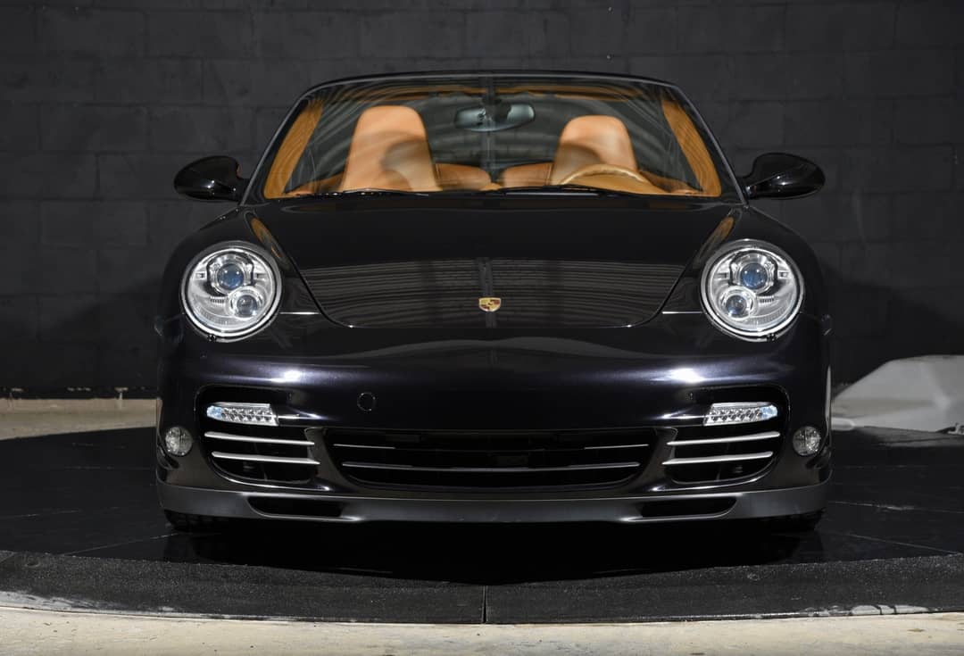 2011 Porsche 911 Turbo S — photo 11