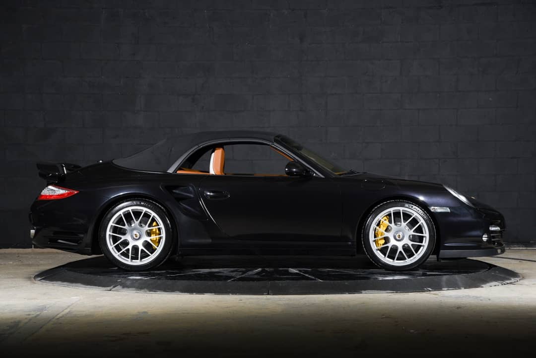 2011 Porsche 911 Turbo S — photo 13