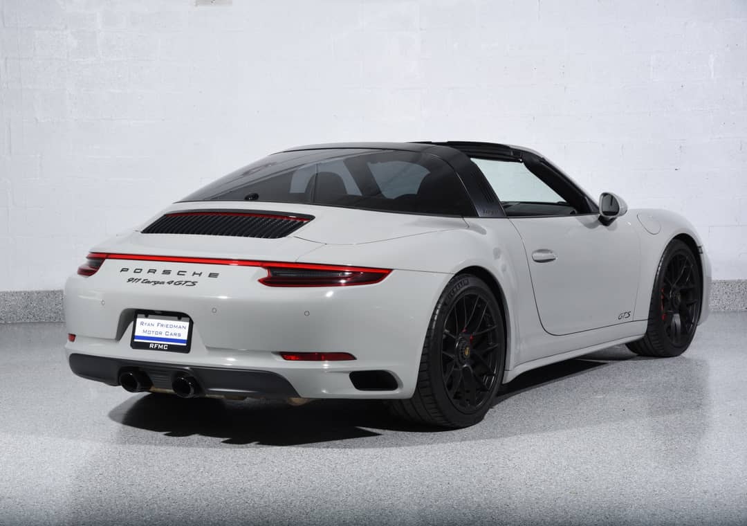 2017 Porsche 911 Targa 4 GTS — photo 3