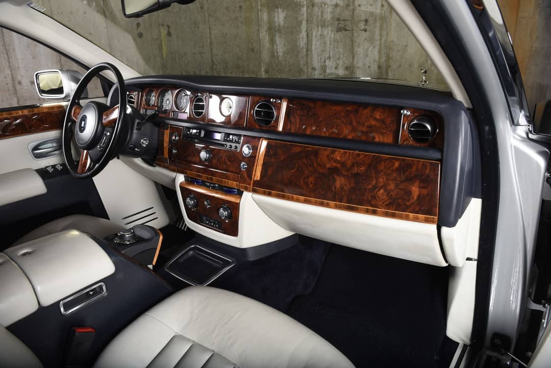 2005 Rolls-Royce Phantom — photo 27