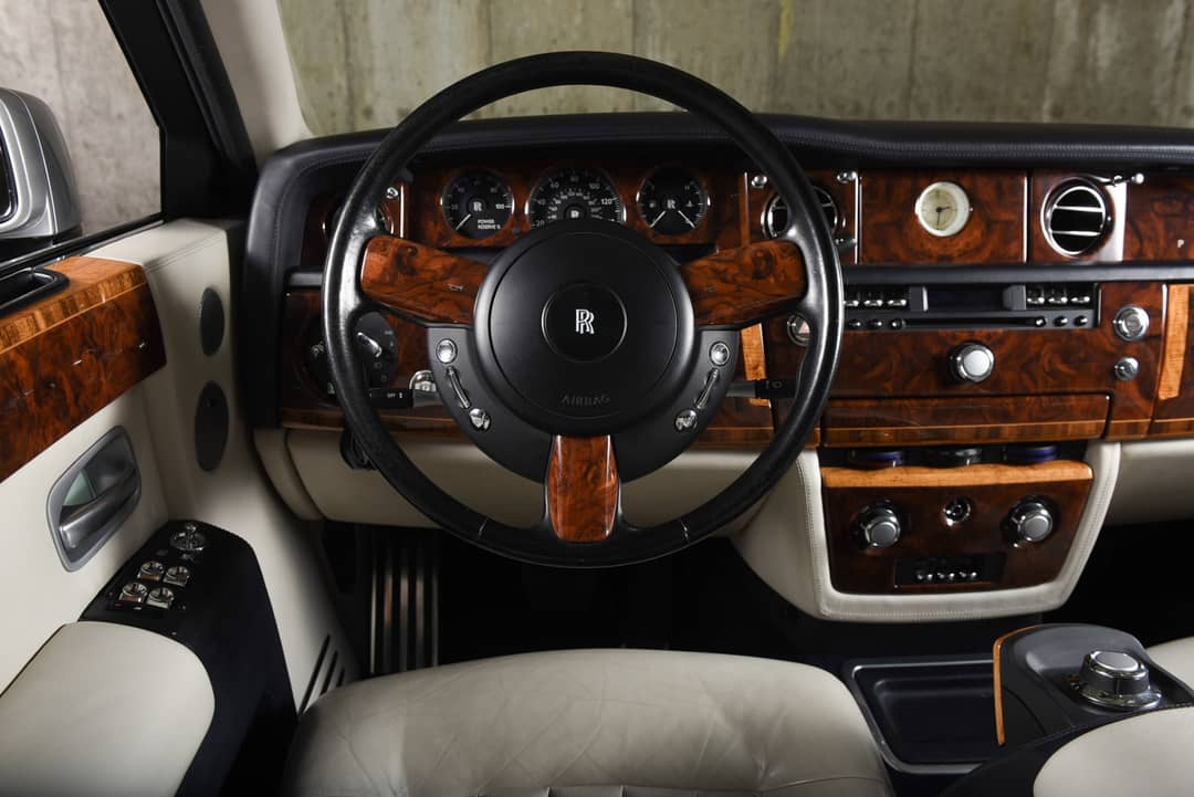 2005 Rolls-Royce Phantom — photo 47