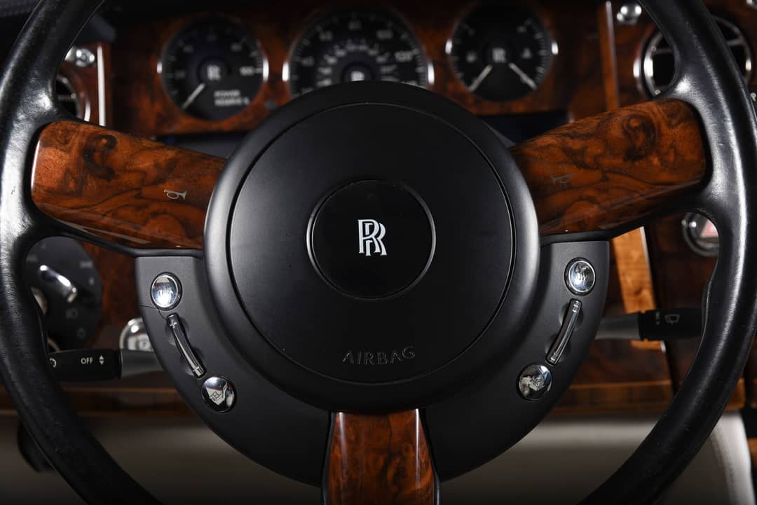 2005 Rolls-Royce Phantom — photo 48