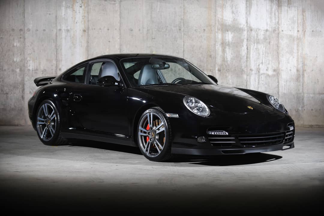 2011 Porsche 911 Turbo — photo 2
