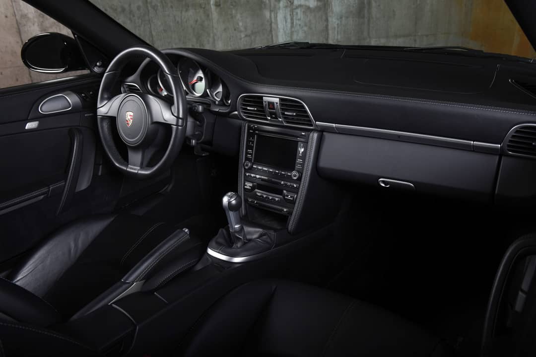 2011 Porsche 911 Turbo — photo 17