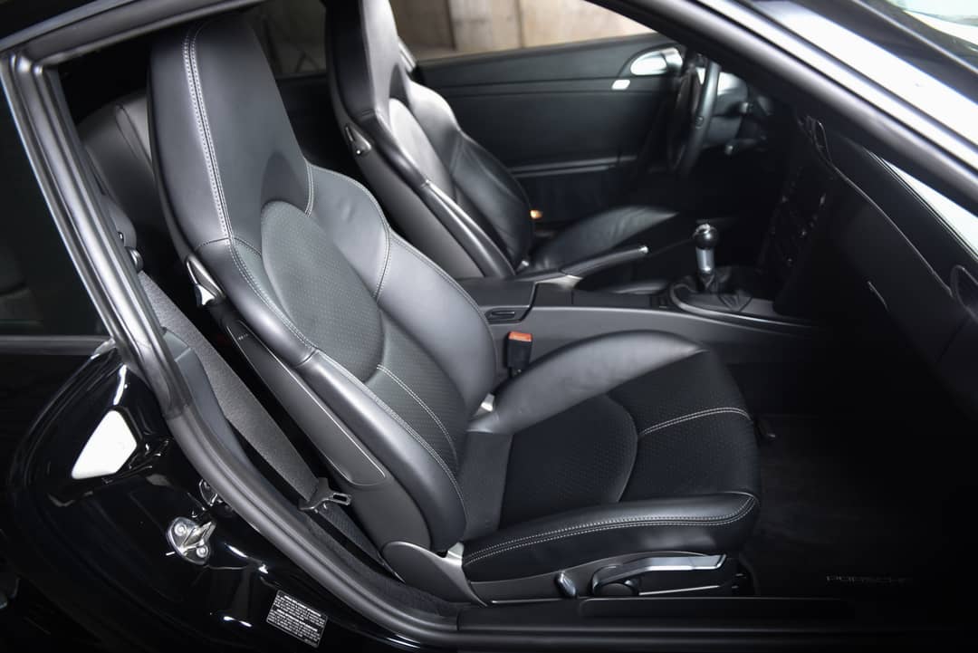 2011 Porsche 911 Turbo — photo 18