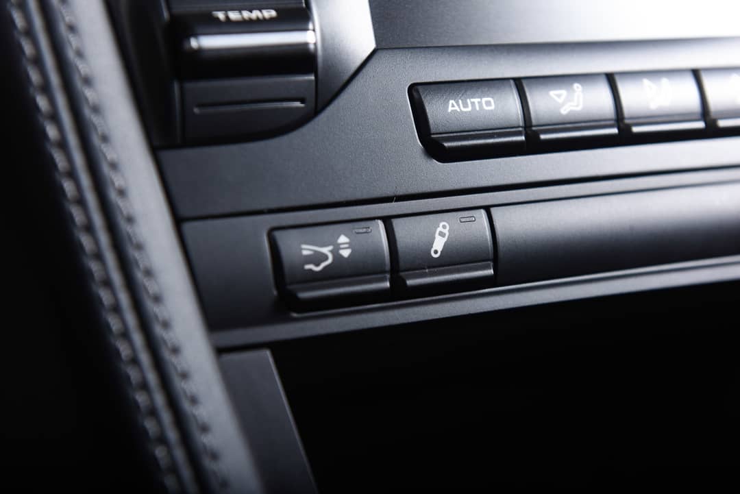 2011 Porsche 911 Turbo — photo 22