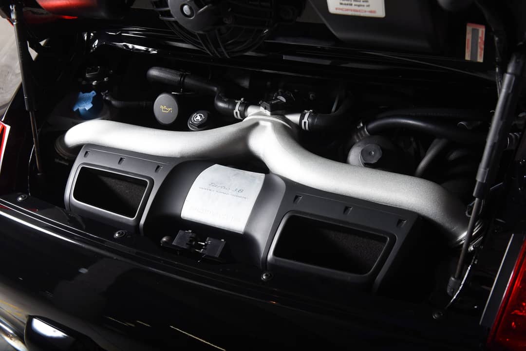 2011 Porsche 911 Turbo — photo 31