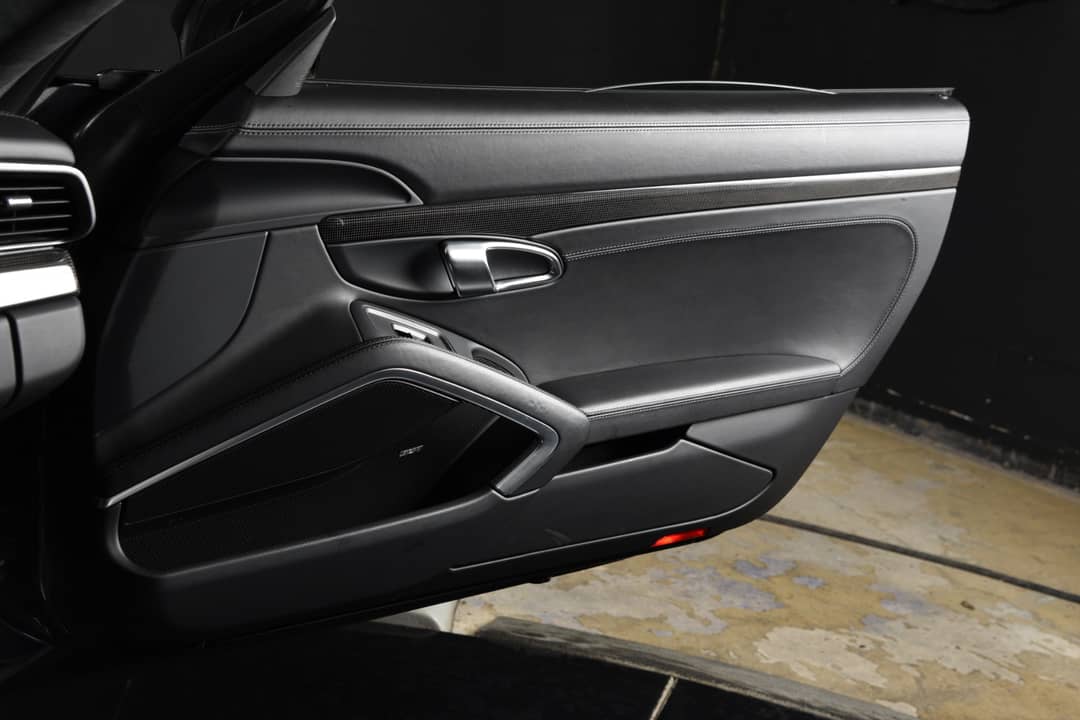 2019 Porsche 911 Carrera GTS — photo 22