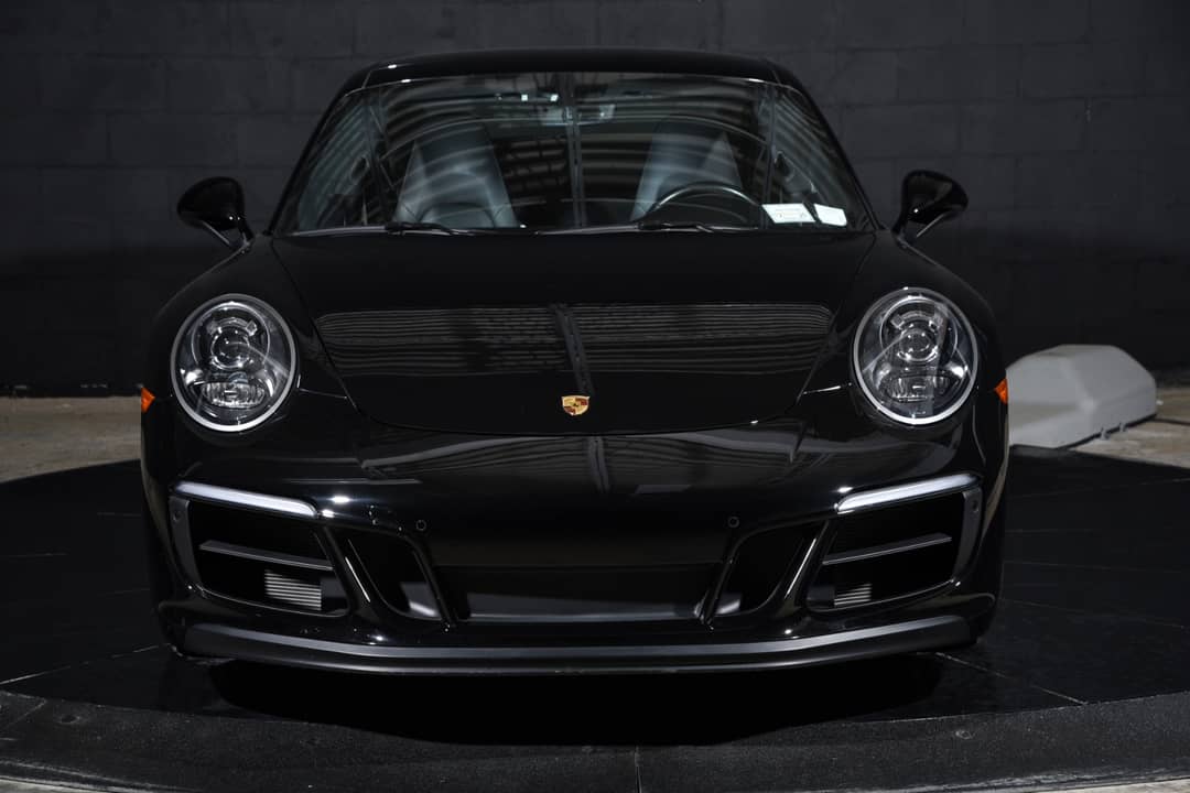2019 Porsche 911 Carrera GTS — photo 10