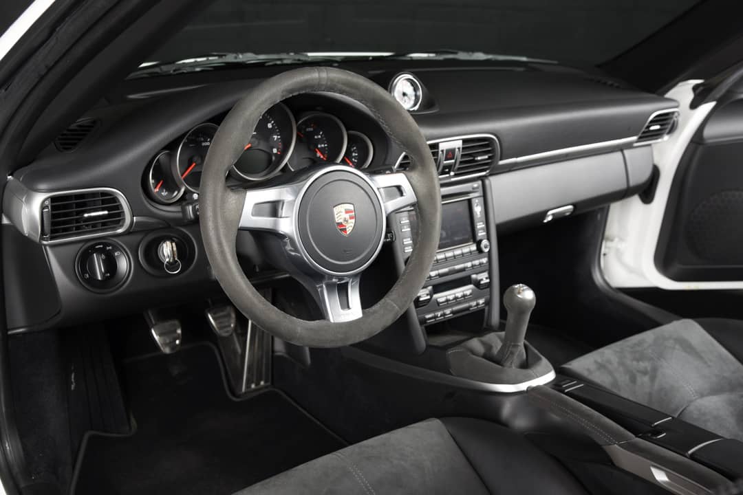 2012 Porsche 911 Carrera GTS — photo 4