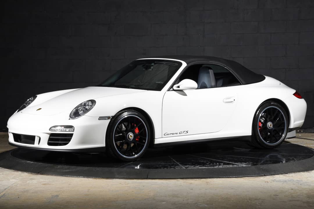 2012 Porsche 911 Carrera GTS — photo 32