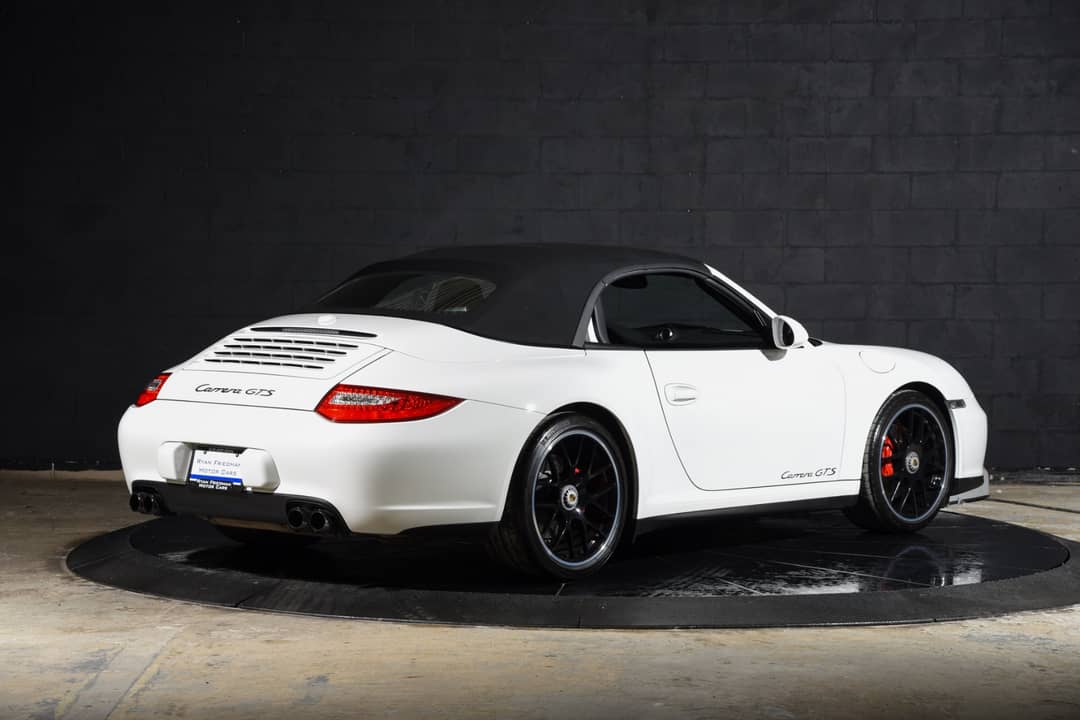 2012 Porsche 911 Carrera GTS — photo 33