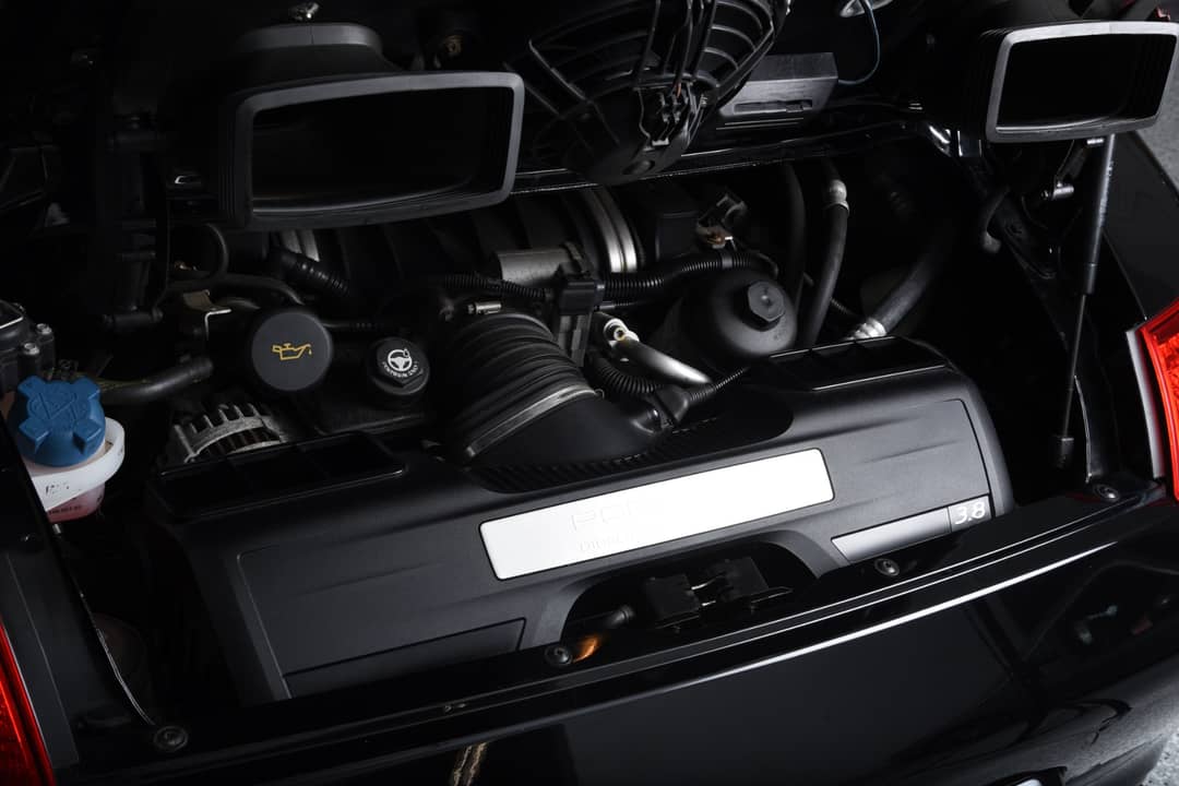2011 Porsche 911 Carrera 4S — photo 25