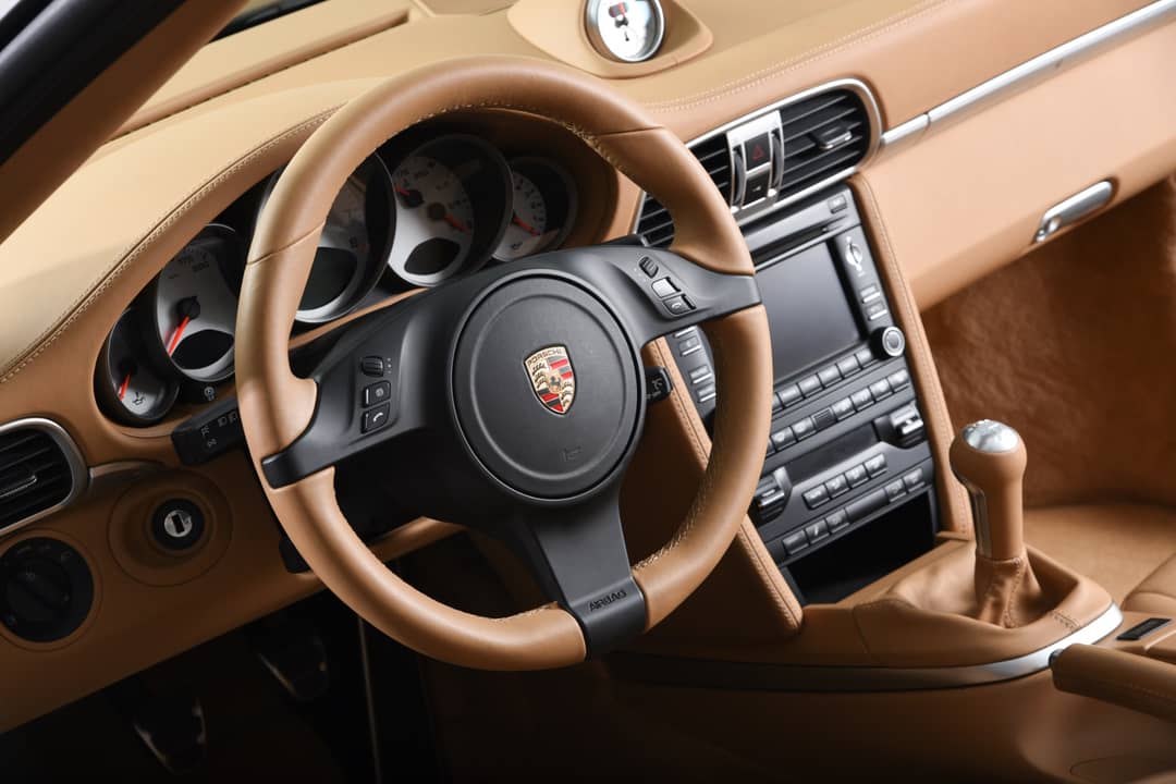 2011 Porsche 911 Carrera 4S — photo 4