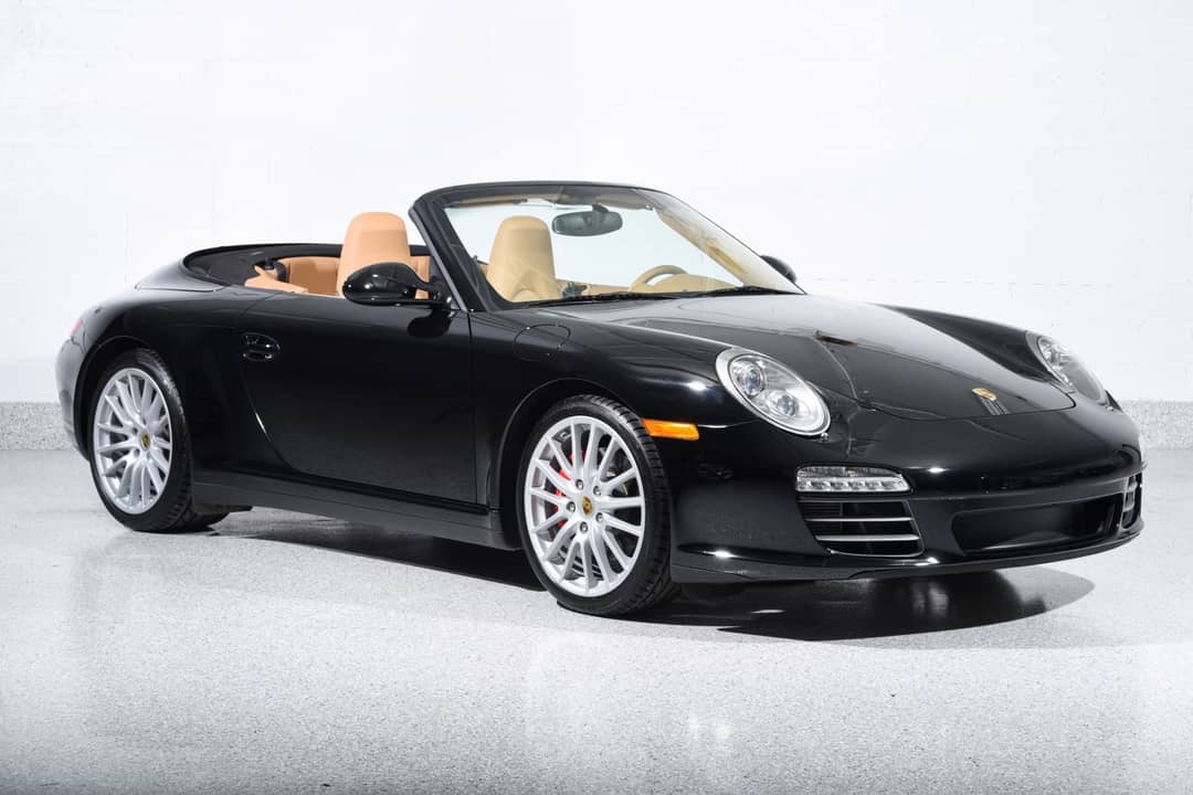 2011 Porsche 911 Carrera 4S — photo 9