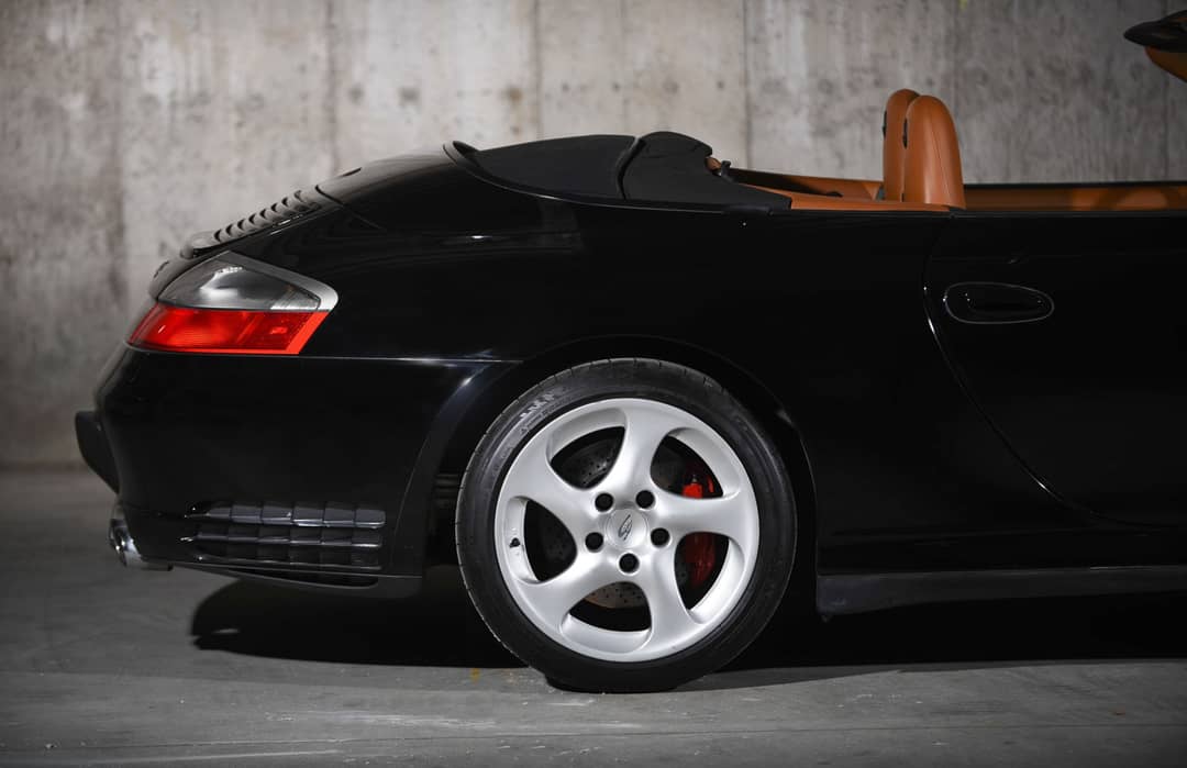 2004 Porsche 911 Carrera 4S — photo 4