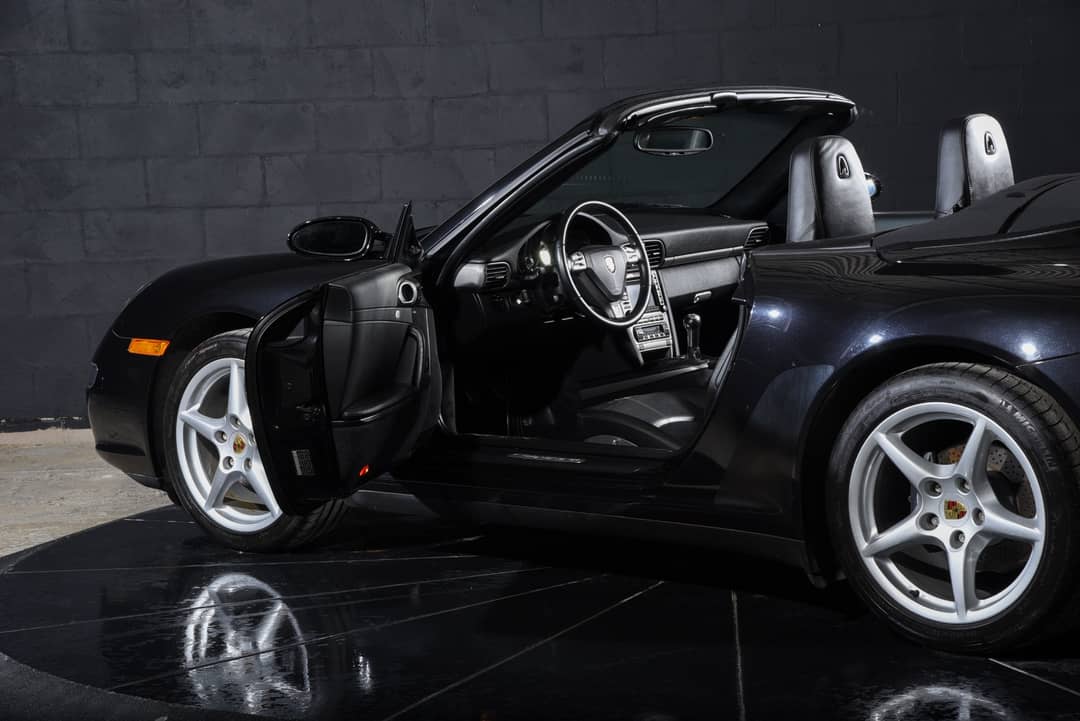 2006 Porsche 911 Carrera 4 — photo 13