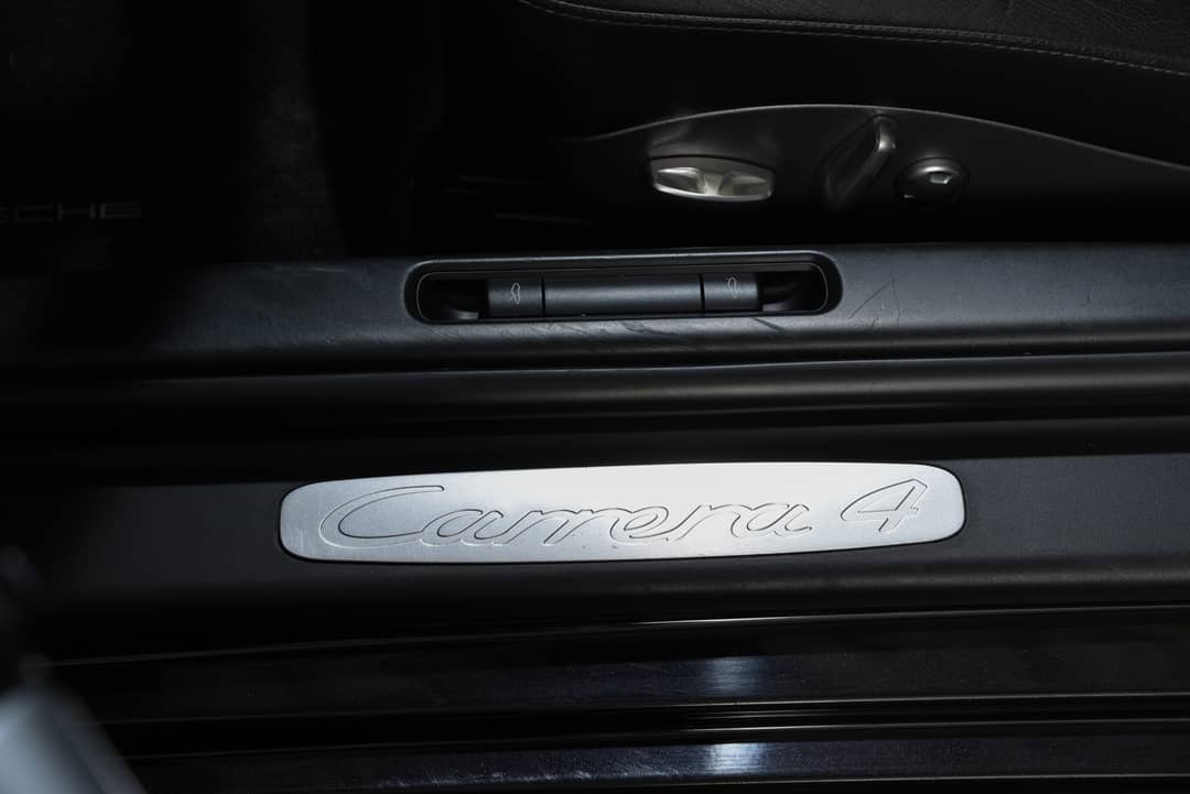 2006 Porsche 911 Carrera 4 — photo 19