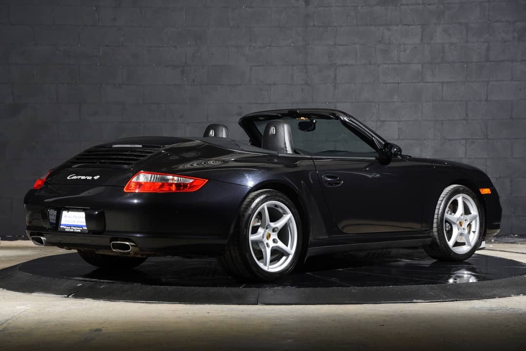 2006 Porsche 911 Carrera 4 — photo 3