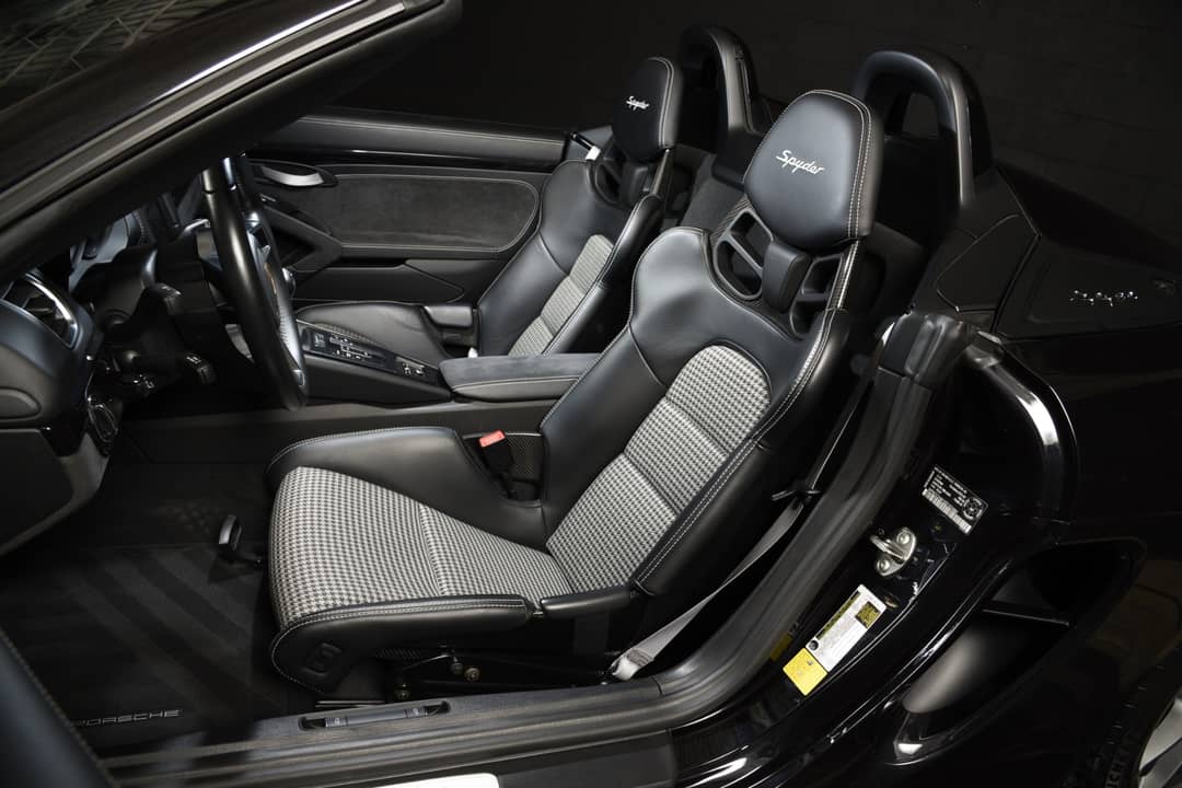 2016 Porsche Boxster Spyder — photo 22